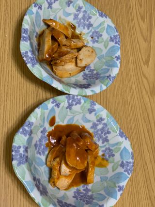 굽네몰 [굽네] 소스가 맛있는 닭가슴살 슬라이스 4종 — 5점을 준 리뷰어가 2021년 4월 올린 사용 사진