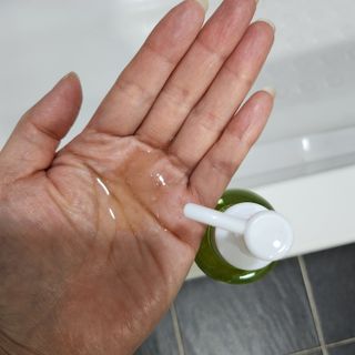 스킨큐어 산다화 순한 클렌징 동백 오일 200ml — 5점을 준 리뷰어가 2023년 4월 올린 사용 사진