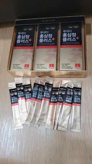 서울약사신협_투데이홍삼정플러스스틱_10g x 30포 — 4점을 준 리뷰어가 2021년 2월 올린 사용 사진