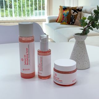 아이앤립 / EYENLIP 아이앤립 연어오일 리바이탈라이징 토너+앰플+크림 3종 세트 — 4.5점을 준 리뷰어가 2021년 6월 올린 사용 사진
