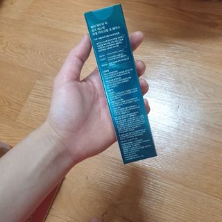 [NEW 탄력유턴 아이크림] AHC 유스 래스팅 리얼 아이크림 포 페이스 — 5점을 준 리뷰어가 2021년 2월 올린 사용 사진