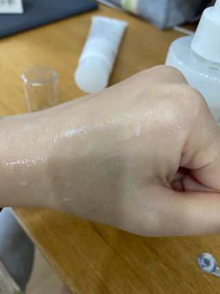 화이트리 비움 약산성 클렌징젤 ,마일드 필링젤 세트 — 5점을 준 리뷰어가 2021년 1월 올린 사용 사진