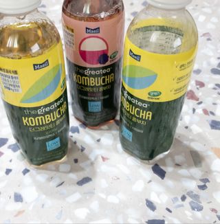 더그레잇티 콤부차 [매일유업] 더그레잇티 44kcal 콤부차 300ml *12개입 (오리지널 6개+베리리치 6개) — 5점을 준 리뷰어가 2023년 7월 올린 사용 사진