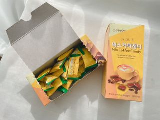 (주) 피치코리아 믹스커피캔디76g x2개입 — 4점을 준 리뷰어가 2022년 11월 올린 사용 사진