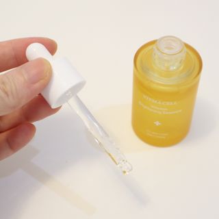 체르엠 스템앤셀 비타민 브라이트닝 에센스 30ml 1개 — 5점을 준 리뷰어가 2021년 7월 올린 사용 사진