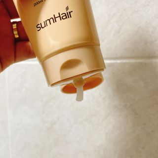 썸헤어 / SUMHAIR 썸헤어 프로틴 리치 머랭 트리트먼트 극손상모 전용 케어 — 4.5점을 준 리뷰어가 2021년 5월 올린 사용 사진