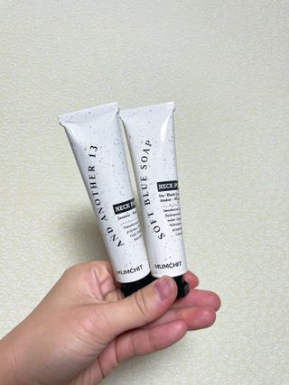 멈칫(MUMCHIT) 넥퍼퓸 NECKPERFUME 2가지 향 — 5점을 준 리뷰어가 2021년 11월 올린 사용 사진