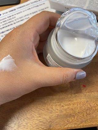 산수시 아쿠아 베네핏 24h 수부지 물광 속건조 수분크림 50ml — 5점을 준 리뷰어가 2021년 7월 올린 사용 사진