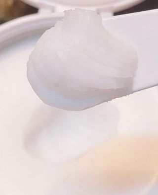 듀오코리아 [듀오] 피부맞춤형 저자극 클렌징밤 1종 랜덤발송 (모공케어,안색개선,안티에이징,블랙헤드) — 4.5점을 준 리뷰어가 2022년 6월 올린 사용 사진