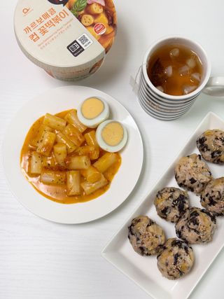 프리 [요리궁리] 타입 B (매콤,치즈,매콤까르보) 꽃떡볶이 6개입 세트 — 5점을 준 리뷰어가 2025년 2월 올린 사용 사진