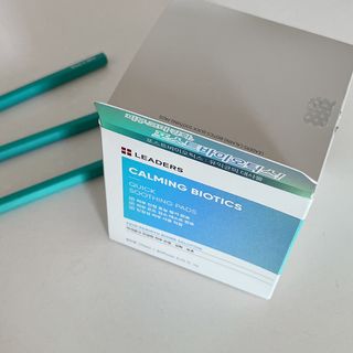 리더스코스메틱 리더스 카밍 바이오틱스 퀵 수딩 패드 — 5점을 준 리뷰어가 2022년 8월 올린 사용 사진