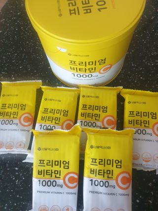 서울약사신협 프리미엄비타민C1000_2.5G x 100포 — 5점을 준 리뷰어가 2021년 5월 올린 사용 사진