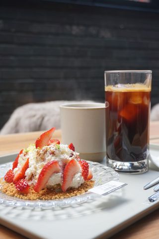 [트리오드 강남점]케잌그람 100g4종 택 1 + 아메리카노 2잔 — 5점을 준 리뷰어가 2021년 4월 올린 사용 사진