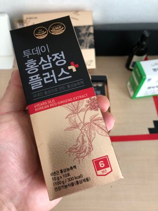 서울약사신협_투데이홍삼정플러스스틱_10g x 30포 — 5점을 준 리뷰어가 2021년 5월 올린 사용 사진
