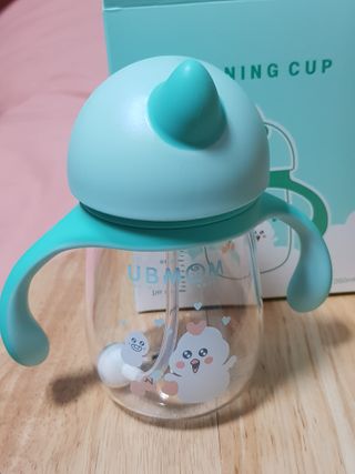 유비맘 트라이탄 코니빨대컵_컬러 랜덤 발송 — 5점을 준 리뷰어가 2021년 1월 올린 사용 사진