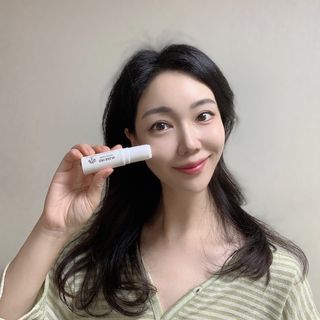 (주)닥터오레고닌 오리밤 멀티스틱 — 3.5점을 준 리뷰어가 2023년 8월 올린 사용 사진