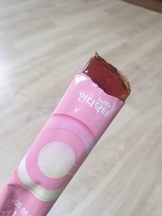 [인디닥터] 면역 생생 핑크 이뮨 젤리 — 5점을 준 리뷰어가 2022년 5월 올린 사용 사진
