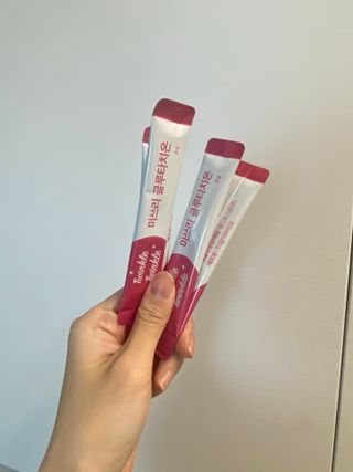 메디포스트 모비타 미쓰리 글루타치온 30포 — 5점을 준 리뷰어가 2022년 12월 올린 사용 사진