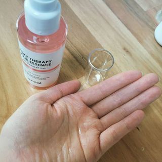 썸헤어 / SUMHAIR 썸헤어 실키 테라피 헤어 에센스 — 5점을 준 리뷰어가 2021년 5월 올린 사용 사진
