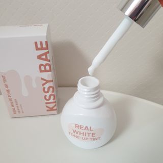 KISSY BAE 키시베이 키시베이 리얼화이트 톤업틴트 — 5점을 준 리뷰어가 2021년 7월 올린 사용 사진