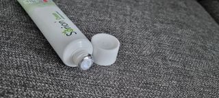 건선/아토/습진/민감성 피부 천연보습진정크림 소리온 크림 & 센시티브 크림 50g — 4.5점을 준 리뷰어가 2022년 1월 올린 사용 사진