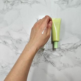 아이레시피 마일드시카 브라이트닝 업 선스크린 SPF50+ PA++++ — 5점을 준 리뷰어가 2023년 5월 올린 사용 사진