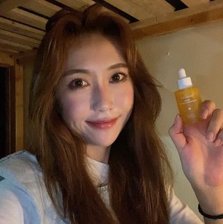 체르엠 스템앤셀 비타민 브라이트닝 에센스 30ml 1개 — 5점을 준 리뷰어가 2021년 9월 올린 사용 사진