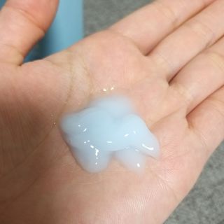 아미니 블루테라 바디로션 — 5점을 준 리뷰어가 2021년 7월 올린 사용 사진