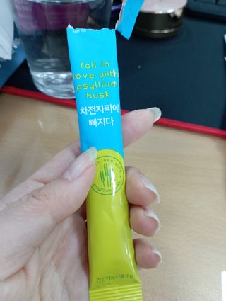 메디포스트 모비타 바디코드 식이섬유 차전자피에 빠지다 30포 — 5점을 준 리뷰어가 2023년 1월 올린 사용 사진