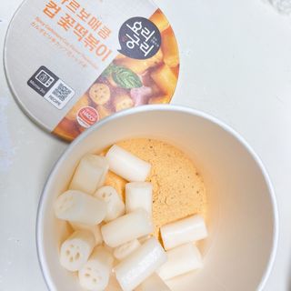 프리 [요리궁리] 타입 B (매콤,치즈,매콤까르보) 꽃떡볶이 6개입 세트 — 5점을 준 리뷰어가 2025년 2월 올린 사용 사진