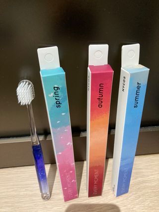 에브리모먼트 에브리 모먼트 칫솔 Every moment toothbrush — 5점을 준 리뷰어가 2022년 2월 올린 사용 사진