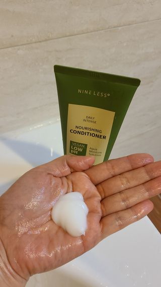 나인리스 데일리 인텐스 너리싱 컨디셔너 200ml / 6.76 fl.oz — 5점을 준 리뷰어가 2021년 11월 올린 사용 사진
