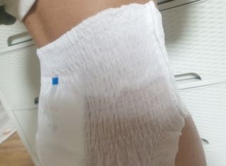 쿠잉 에어드라이  풀커버 팬티기저귀 (L/XL/XXL/XXXL) 1팩 — 5점을 준 리뷰어가 2023년 1월 올린 사용 사진