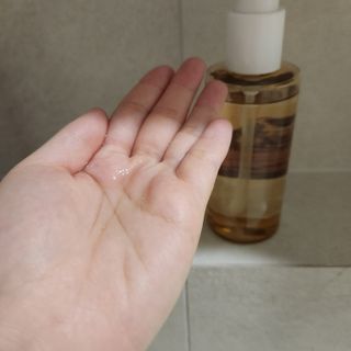 스킨1004 [SKIN1004] 마다가스카르 센텔라 라이트 클렌징 오일 200ml — 5점을 준 리뷰어가 2024년 7월 올린 사용 사진
