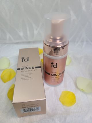 아이디플라코스메틱 아이디 브이로직 마이너스 필링 토너 110ml — 5점을 준 리뷰어가 2022년 1월 올린 사용 사진