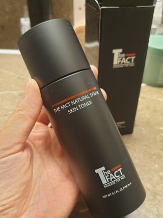 The Fact 더팩트 내추럴 에스에프엔 에이틴 스킨 토너 150ml — 5점을 준 리뷰어가 2022년 5월 올린 사용 사진