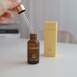 스킨큐어 산다화 비타민c 화이트닝 에센스 30ml — 5점을 준 리뷰어가 2021년 8월 올린 사용 사진