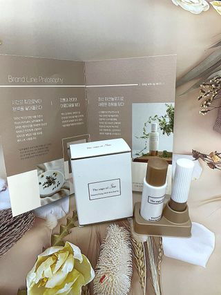 더사가오브수 [사가수] 효혜윤 보태니컬 에너지 에센스인로션 20ml /아이포올 스틱 3g — 5점을 준 리뷰어가 2023년 2월 올린 사용 사진