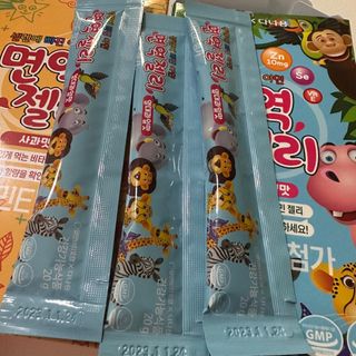 다나음 셀렌에 빠진 아연면역젤리 열대과일맛+사과맛 — 4점을 준 리뷰어가 2023년 1월 올린 사용 사진