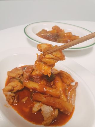 한성기업 무볼레 닭떡볶이+해물떡볶이 2종 세트 — 5점을 준 리뷰어가 2021년 10월 올린 사용 사진