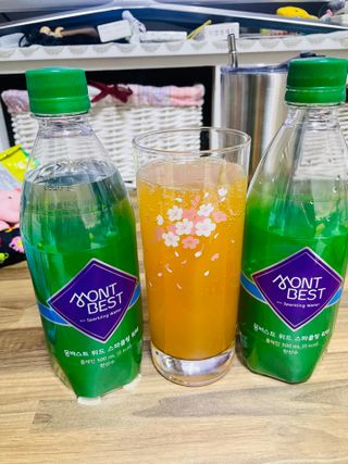 몽베스트 Montbest with Sparkling water Plain 20병 — 5점을 준 리뷰어가 2021년 11월 올린 사용 사진