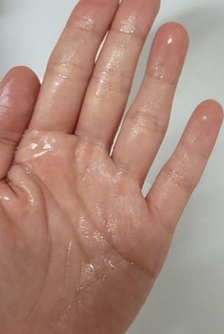 랑벨 내츄럴 딥 립앤아이 리무버 210ml — 5점을 준 리뷰어가 2022년 6월 올린 사용 사진