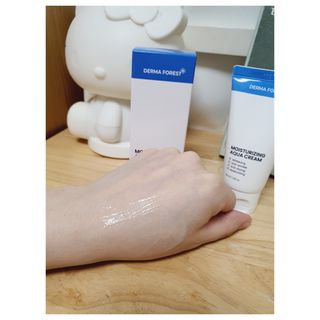 더마포레스트 모이스처라이징 아쿠아크림 / 수분크림 히알루론산 펩타이드 보습 미백 주름개선 — 5점을 준 리뷰어가 2021년 6월 올린 사용 사진