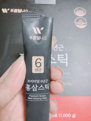 [푸름웰니스] 프리미엄 6년근 홍삼스틱 3mg x 100포 — 4점을 준 리뷰어가 2022년 4월 올린 사용 사진