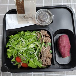 참살이도시락 작심삼일 샐러드도시락 3개 맛보기 새벽배송 또는 택배배송 — 4점을 준 리뷰어가 2021년 9월 올린 사용 사진