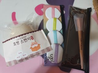 [툴앤썸] 메이크업 브러시로 바르고 호빵 스펀지로 클렌징하는 A-Z 뷰티툴 5종 — 5점을 준 리뷰어가 2021년 1월 올린 사용 사진