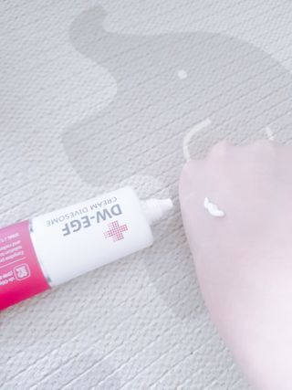 이지듀 DW-EGF 크림 다이브좀_콜라겐이 쏙쏙, 탄력피부로 다이빙 — 3점을 준 리뷰어가 2021년 2월 올린 사용 사진