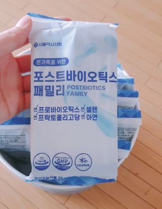 서울약사신협_포스트바이오틱스패밀리_5g x 100포 — 5점을 준 리뷰어가 2021년 5월 올린 사용 사진