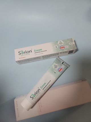 건선/아토/습진/민감성 피부 천연보습진정크림 소리온 크림 & 센시티브 크림 50g — 4점을 준 리뷰어가 2022년 1월 올린 사용 사진