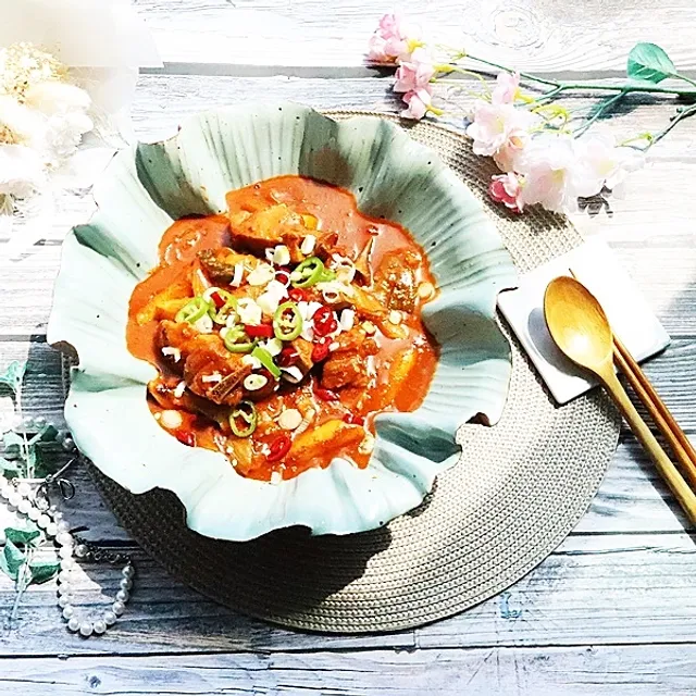 [푸딩팩토리] 대구 동인동식 수비드 매운돼지갈비찜 750g_국내산 돼지고기, 마늘듬뿍 동인동식 찜갈비 리뷰 사진